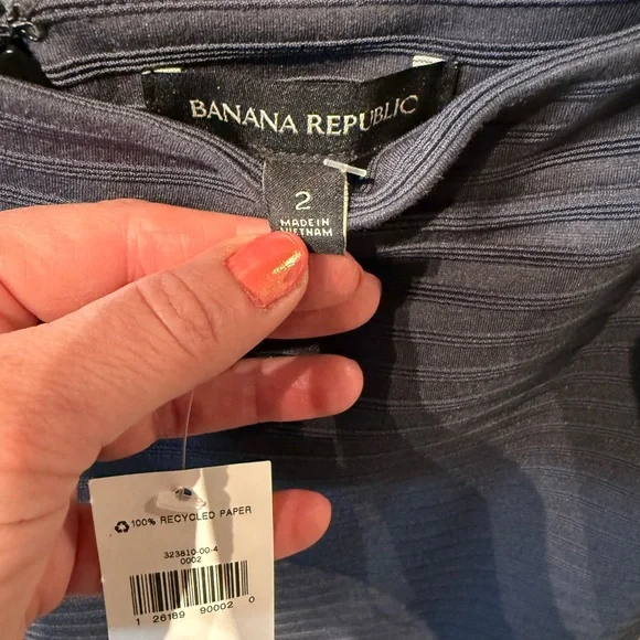 Elegant Ruffled Skirt - Picture 3 of 3